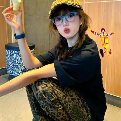 练气3000层，开局收女帝为徒